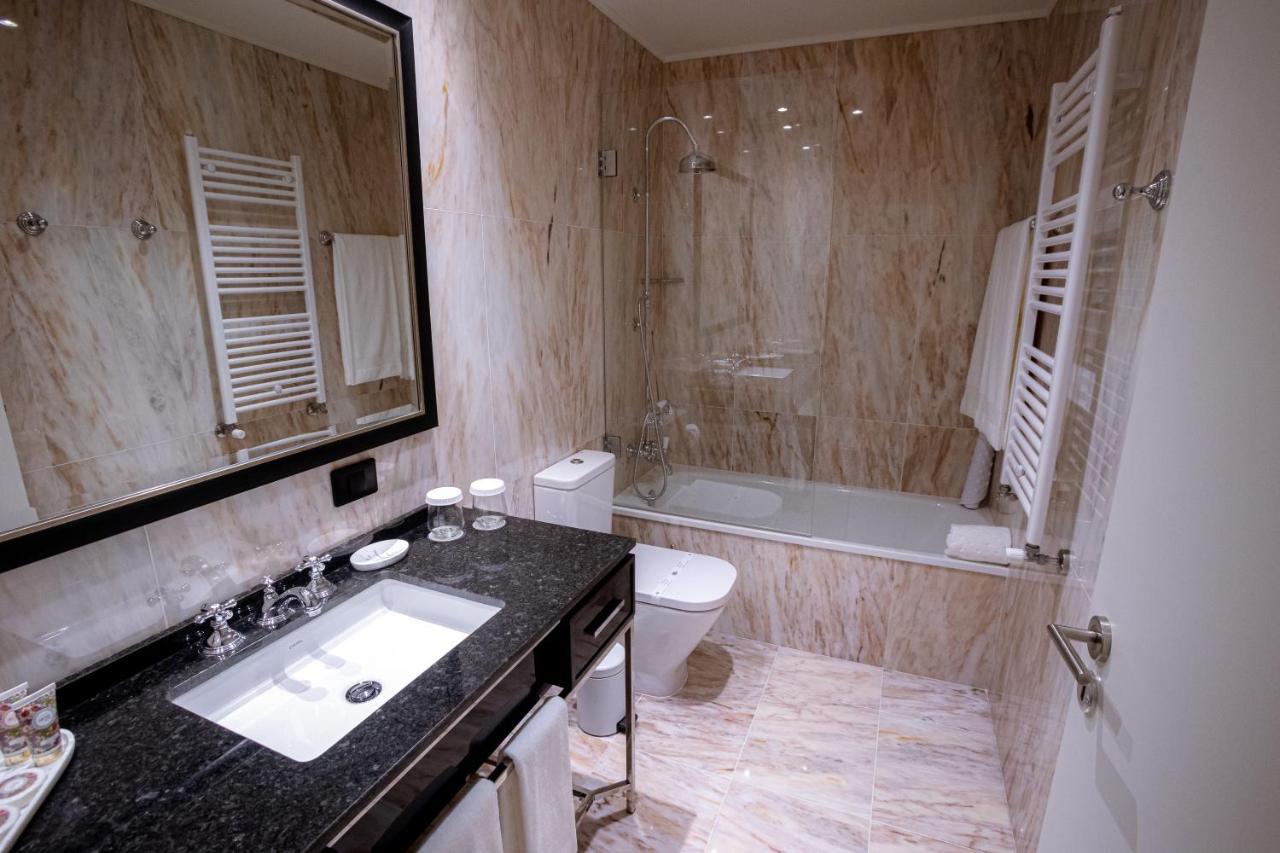 Solar Do Requeijo By Luna Hotels & Resorts Arcos de Valdevez Εξωτερικό φωτογραφία Bathroom