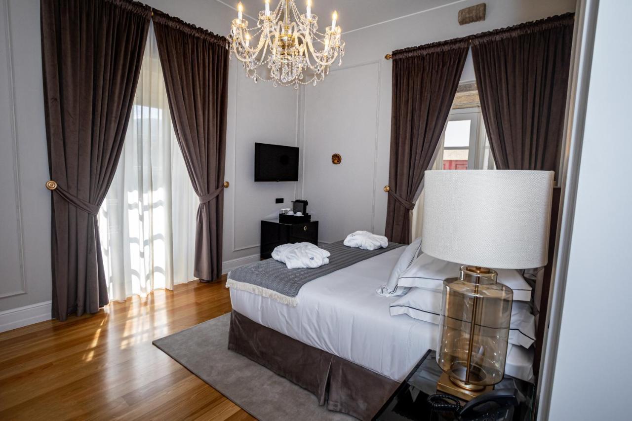 Solar Do Requeijo By Luna Hotels & Resorts Arcos de Valdevez Εξωτερικό φωτογραφία A bedroom at the hotel