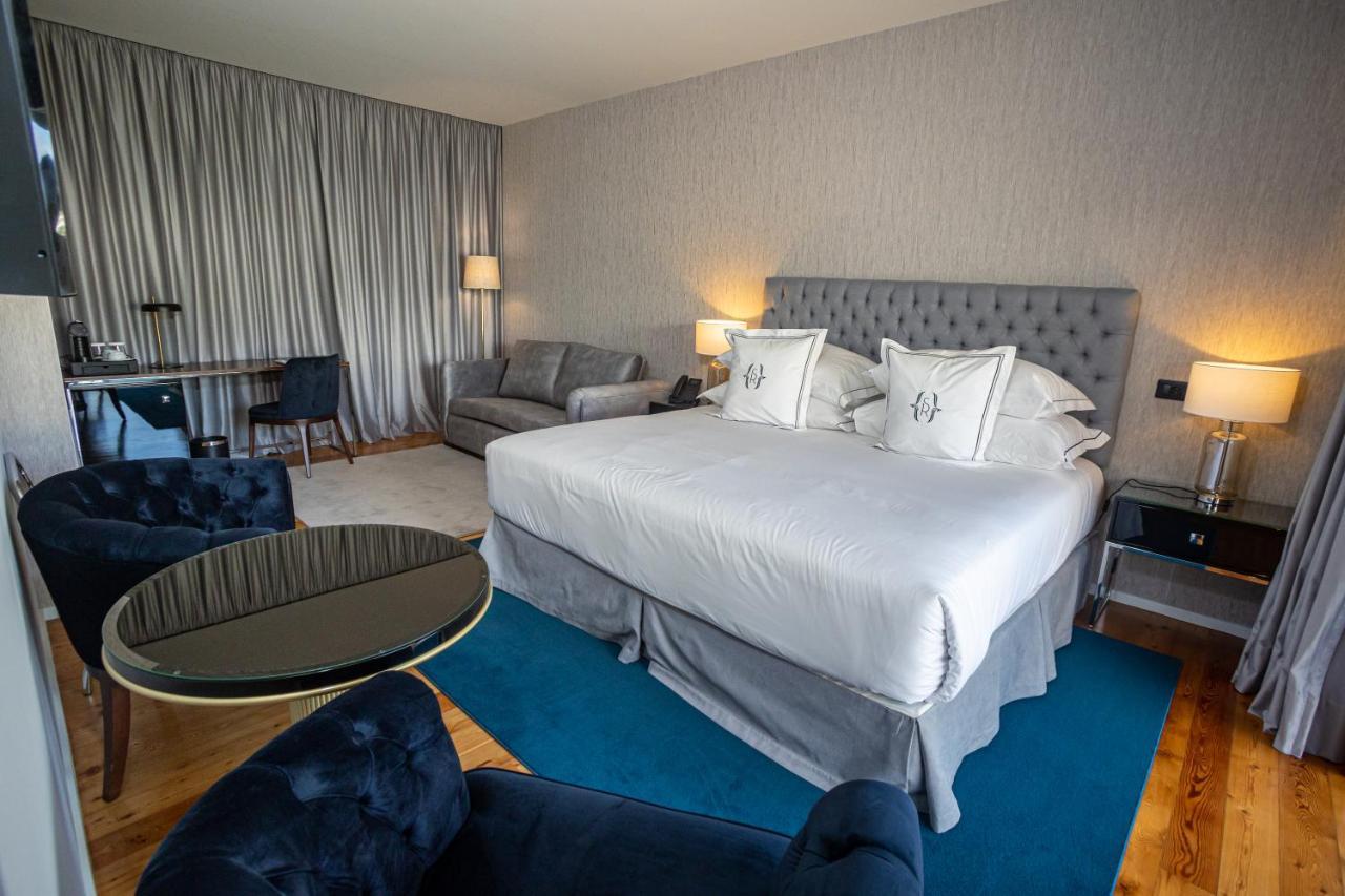 Solar Do Requeijo By Luna Hotels & Resorts Arcos de Valdevez Εξωτερικό φωτογραφία A room at the hotel